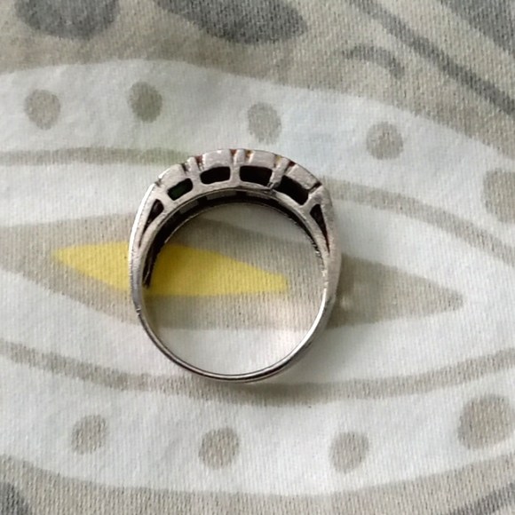 😊✨️STUNNING FOUR GEMSTONES RING ❤️ - Picture 5 of 7